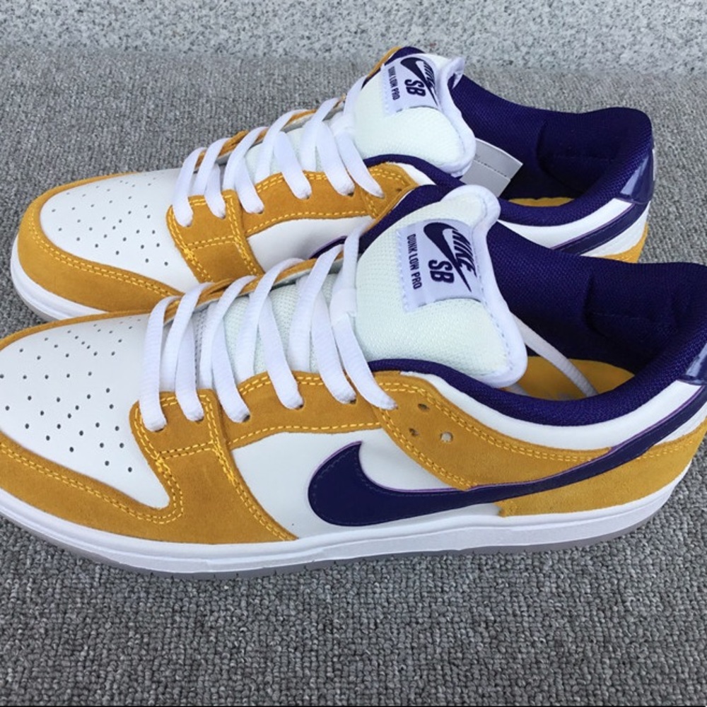 Nike SB Dunk Low Laser Orange